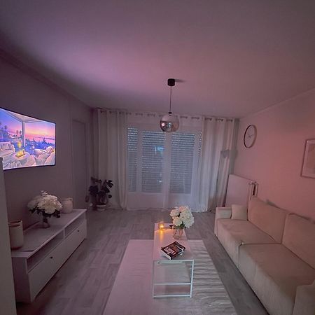 Le 6Eme Ciel Apartment Arras Bagian luar foto